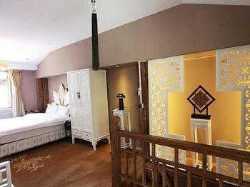 Nobles Living Castle Hotel Lijiang  Exterior photo